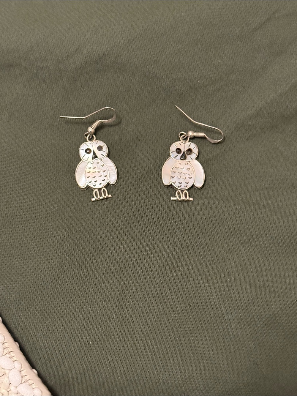 Native American Jewelry | Sterling Silver Zuni Multicolor Inlay Owl Earrings